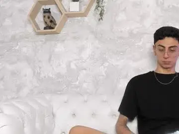 Chaturbate Adult Webcam of gio_carangi