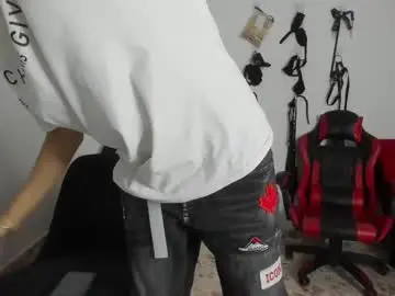 Chaturbate Watch Live Sex Cams of lily_and_lina