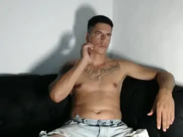 Chaturbate Free Live Porn of hugopino