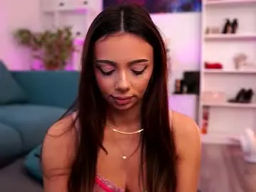 Chaturbate Live Sex Cam of aishabee