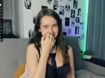 alivialovely from chaturbate