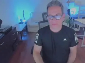 Chaturbate Free Porn Cam of andy0pandi