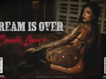 Chaturbate Live Porn of camilalovers01