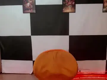 Chaturbate Free Live Porn of janicaslut_18