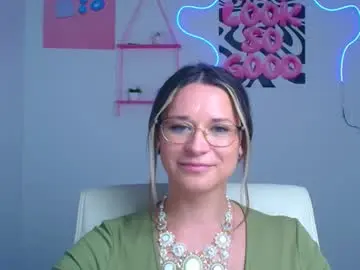 Chaturbate Nude Webcam of moonsusanna