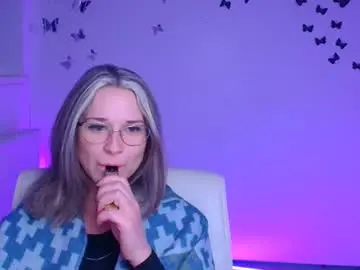 Chaturbate Nude Webcam of moonsusanna