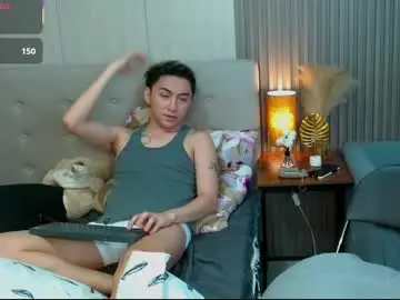 Chaturbate Live Sex Cam of urdeityoflove_