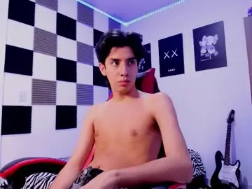 Chaturbate Live Porn of alan_boy01