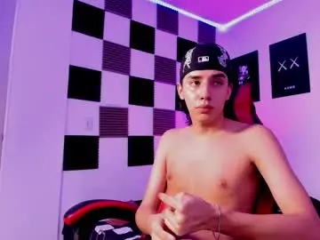 Chaturbate Adult Video Chat of alan_boy01