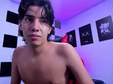 Chaturbate Live Sex of alan_boy01