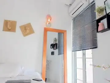 Chaturbate Free Porn Cam of aleexiiaa