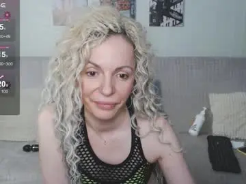 Chaturbate Sex Cam of kiramartins_cat