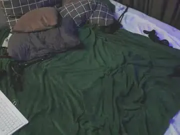 Chaturbate Watch Live Sex Cams of lessyluiz