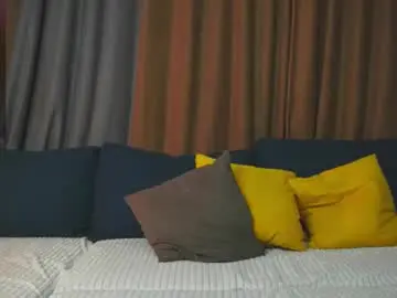 Chaturbate Live Porn of lessyluiz