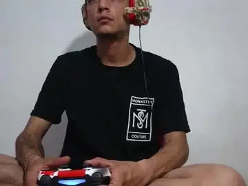 Chaturbate Live Sex Cam of andrewcooper1