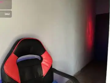 Chaturbate Sex Chat of colinlatinbrown