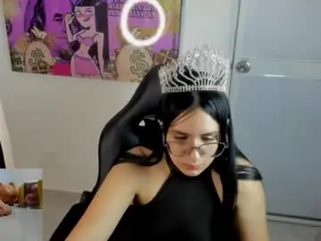 Chaturbate Nude Webcam of queen_findom1