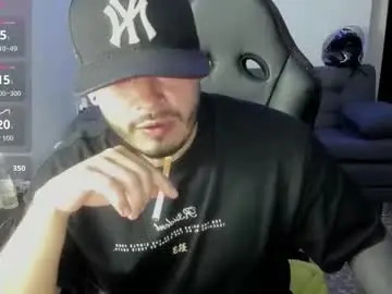 Chaturbate Best Webcam of ragnar_lothbrok77