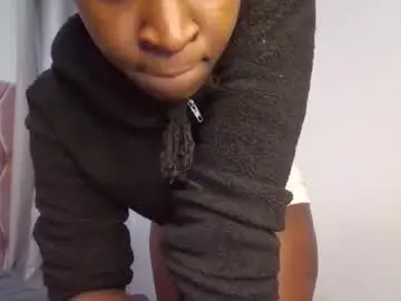 Chaturbate Live Sex Cam of shillah024