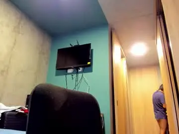 Chaturbate Free Porn Cam of cristian_ortiz_1