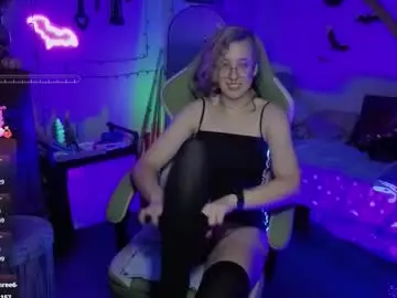 Chaturbate Free Live Porn of dominantman18064