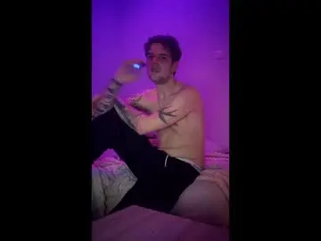 Chaturbate Watch Live Sex Cams of goldenboy_00