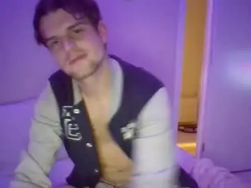 Chaturbate Free Live Porn of goldenboy_00