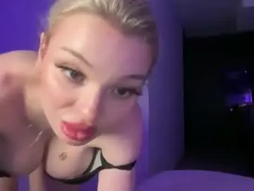 Chaturbate Live Sex Cam of hannaxlovex