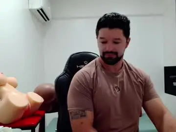 Chaturbate Nude Webcam of richrolland