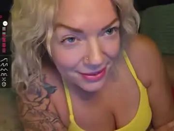 Chaturbate Adult Webcams of yogimilflover