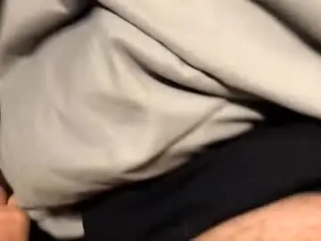 Chaturbate Live Sex Cam of bigmansmalldick89