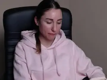 Chaturbate Best live sex cam show of cammila_horn
