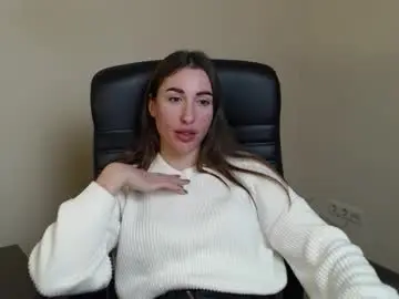 Chaturbate Live Sex of cammila_horn