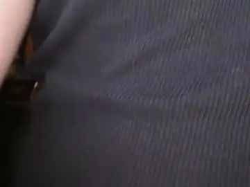 Chaturbate Adult Webcams of edwardaims_2please