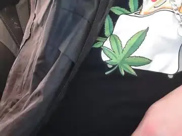 Chaturbate Live Porn of edwardaims_2please