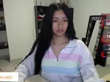 Chaturbate Live Sex Cam of elaine_sun