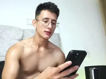 Chaturbate Sex Cam of alexxx__01