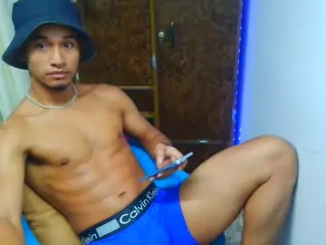 Chaturbate Live Porn of felix_sexyboyx