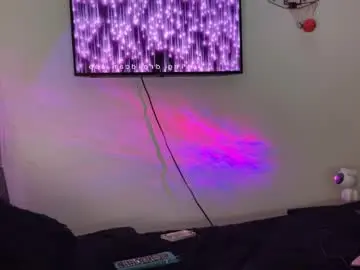 Chaturbate Nude Webcam of michellepetitte