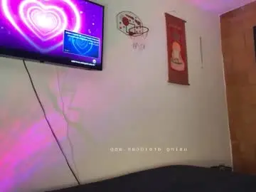 Chaturbate Nude Webcam of michellepetitte