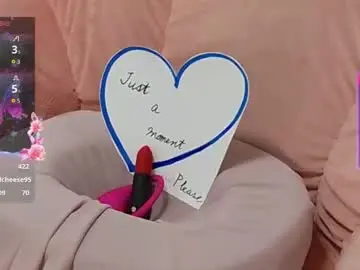 Chaturbate Live Porn of naomihoney77