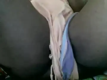 nastiestmomplay from chaturbate