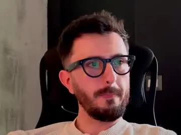 Chaturbate Sex Cam of sirmaxx1