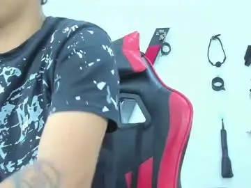 Chaturbate Private Sex Chat of steven19_latinboy