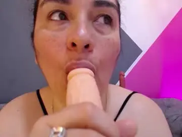 Chaturbate Best live sex cam show of andrea_rose_7