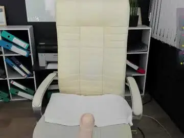 Chaturbate Sex Chat of essensual_