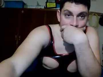 Chaturbate Free Porn Cam of luis2423