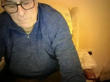 Chaturbate Sex Cam of whitebriefs009