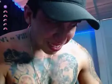 Chaturbate Nude Webcam of adan_hudson