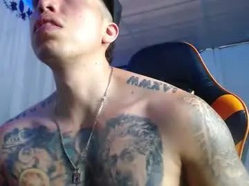 Chaturbate Nude Webcam of adan_hudson